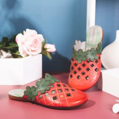 SOCOFY Fashion New Arrival Women Floral Comfy Leather Slippers Shoes Cut out Round Toe Slip on