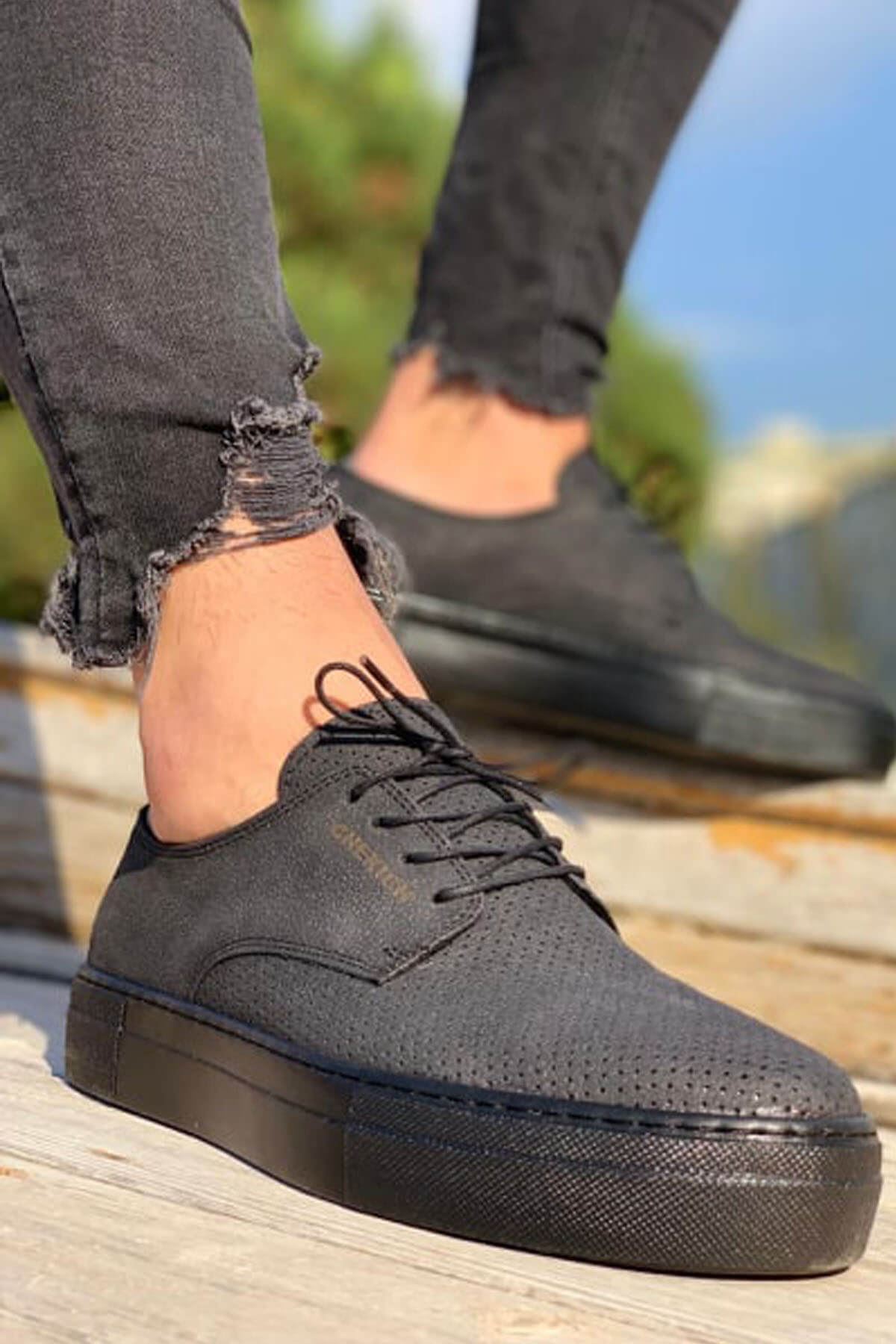 Chekich Women's and Men's Casual Shoes Black Color Faux Leather Lace Up Spring Autumn Seasons Unisex Classic Sneakers Solid Lightweight Comfortable Lovers Board Office Footwear Ladies Gentlemens Fashion CH061 V6