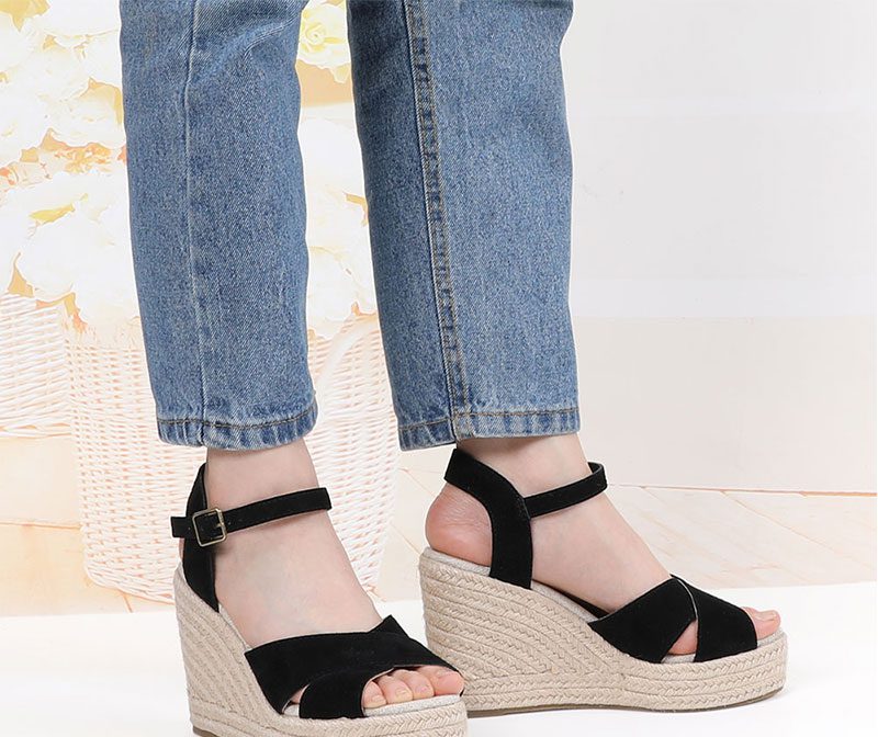 Platform Wedges Sandals Genuine Leather Casual Heels 2022 New Hot Sale Gladiator Sapatos Mulher Sapato Feminino Shoes For
