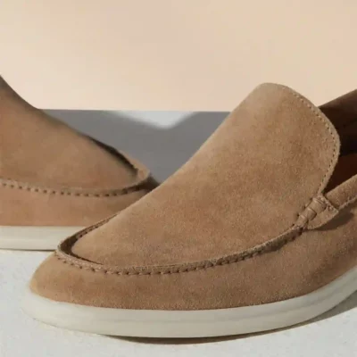 Straight Cut Men's Camel Suede Yacht Loafer