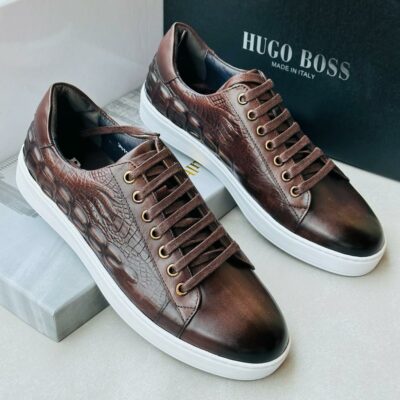 Hugo Boss Casual - Brown