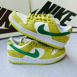 Nike Dunk Low SB Apple Green